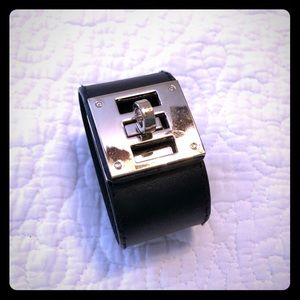 Faux leather bracelet with gold clasp